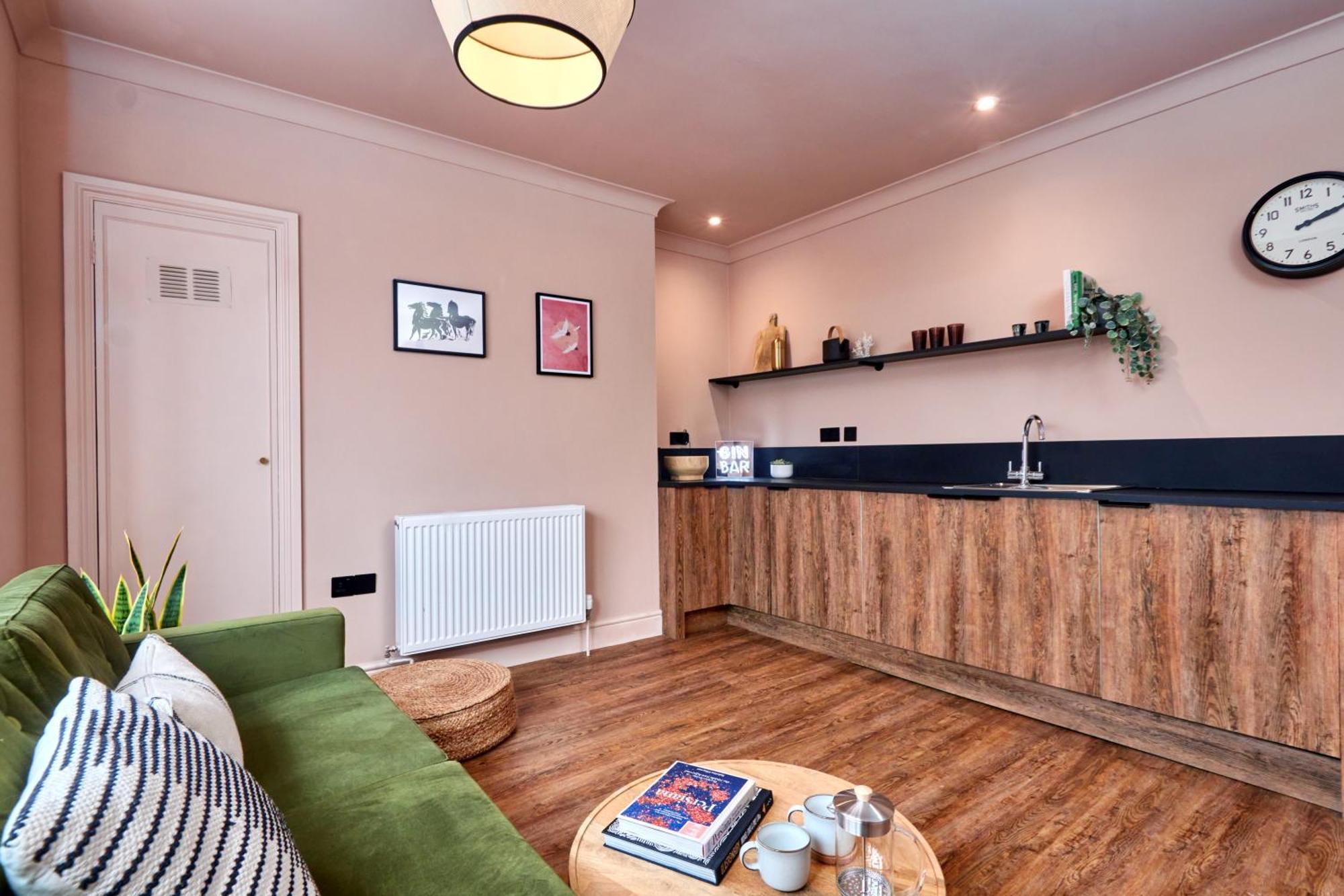 Settle In Winchester - Stylish Self Check-In Rooms Zewnętrze zdjęcie