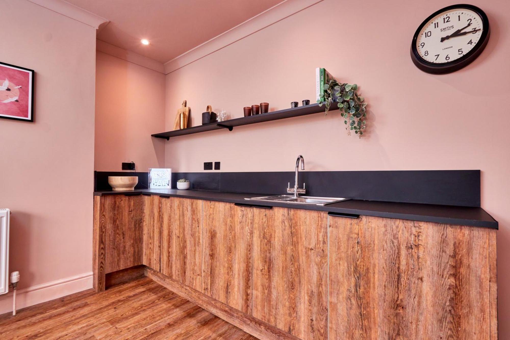 Settle In Winchester - Stylish Self Check-In Rooms Zewnętrze zdjęcie