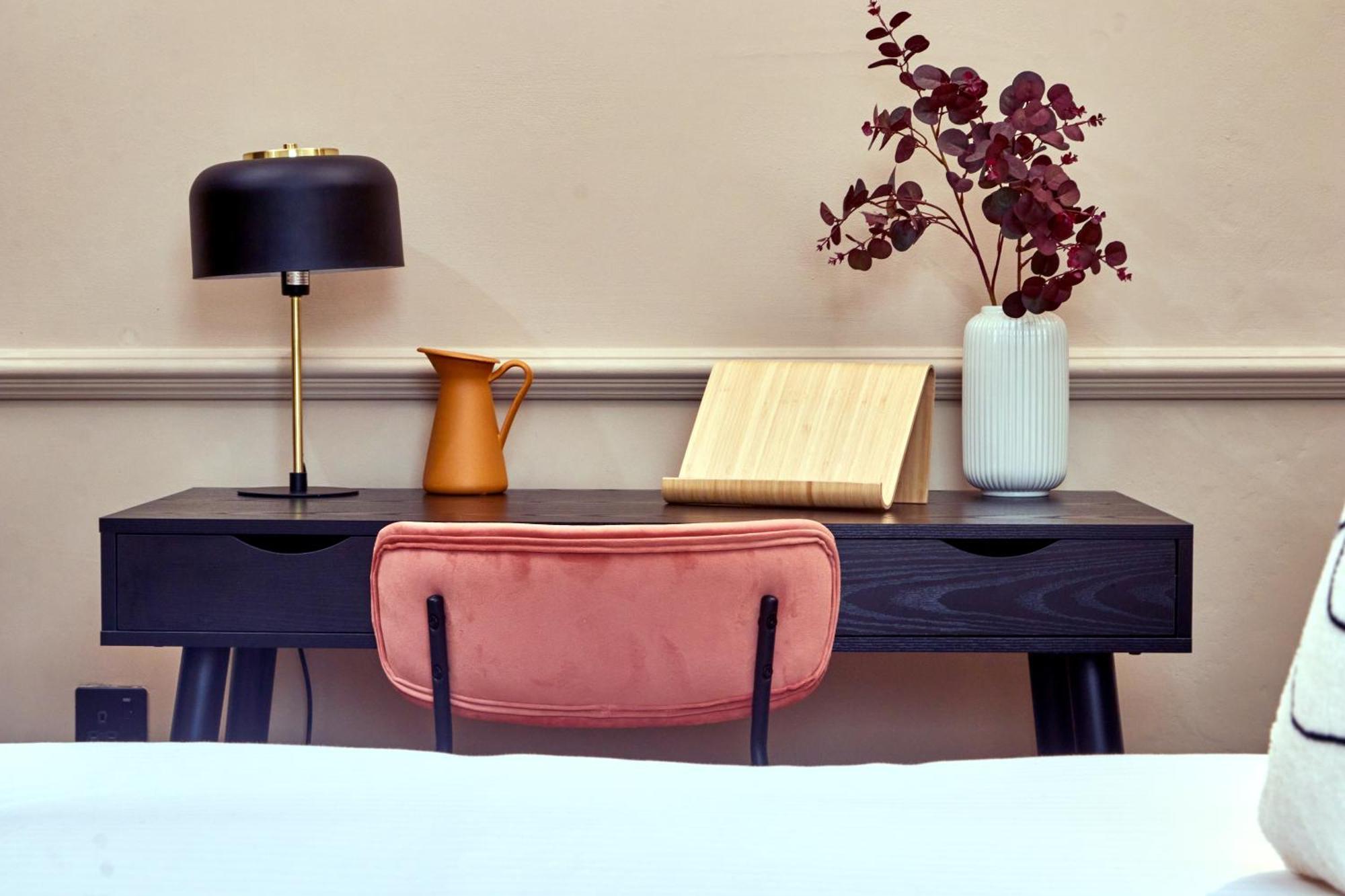 Settle In Winchester - Stylish Self Check-In Rooms Zewnętrze zdjęcie