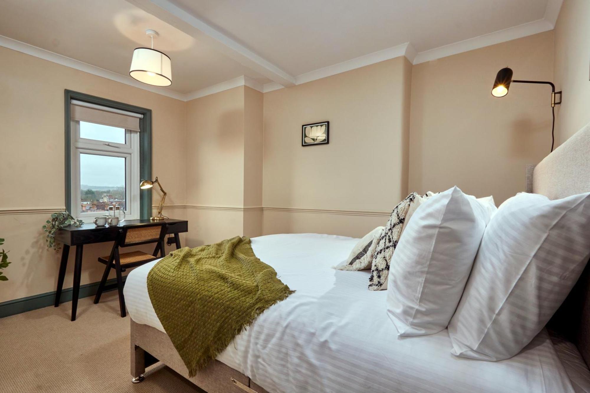 Settle In Winchester - Stylish Self Check-In Rooms Zewnętrze zdjęcie