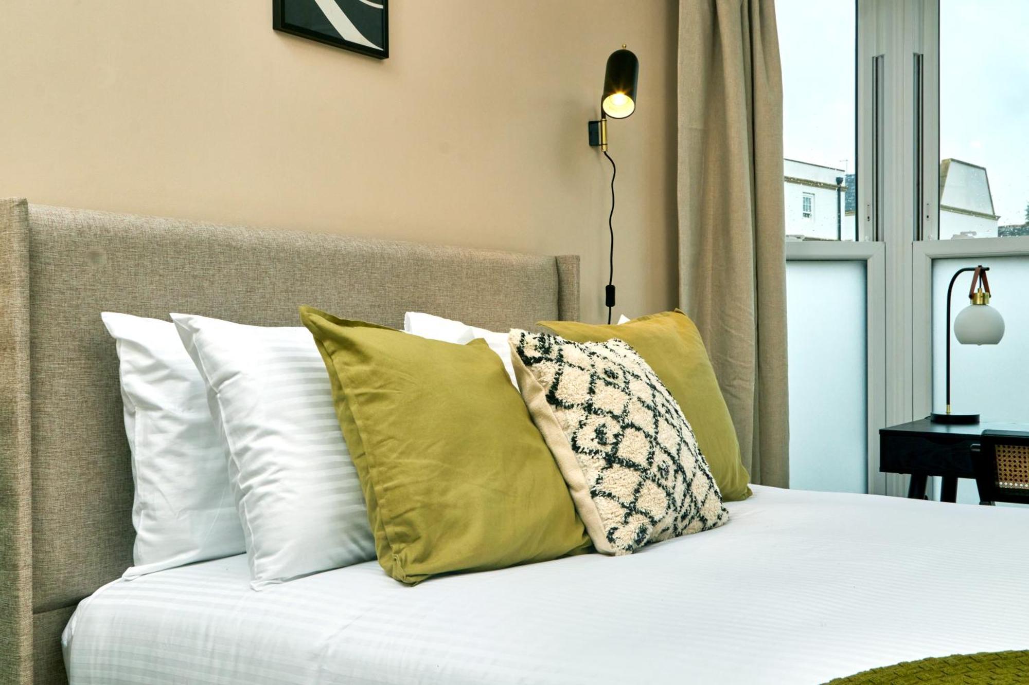 Settle In Winchester - Stylish Self Check-In Rooms Zewnętrze zdjęcie